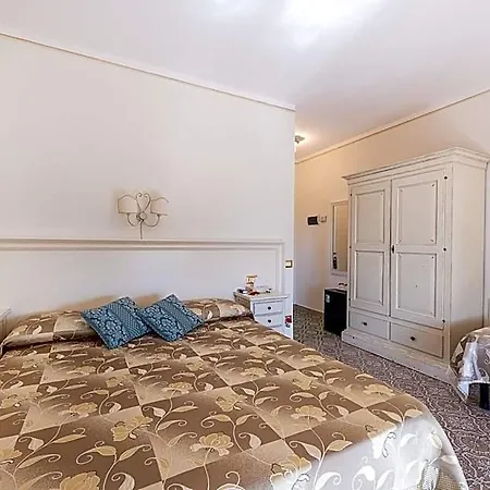 Bed and Breakfast Capitorsola